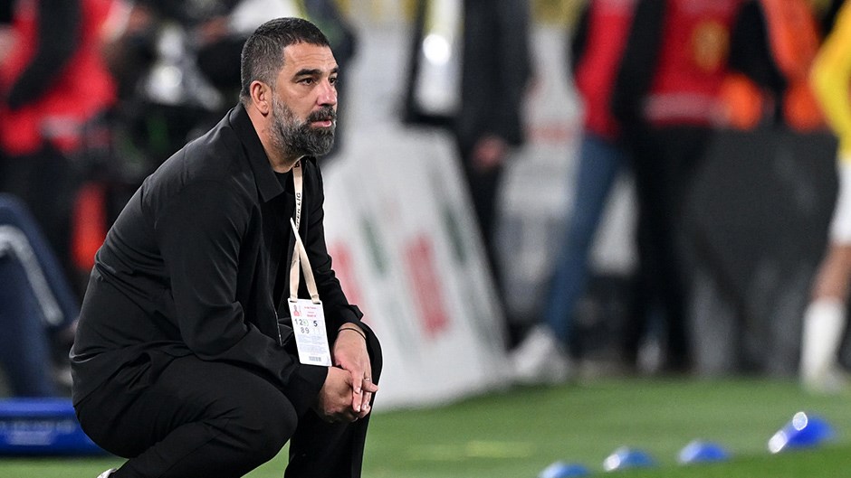 Arda Turan Shakhtar Donetsk ile Anlaştı: 2 Yıllık Sözleşme İmza Töreni Gerçekleşti