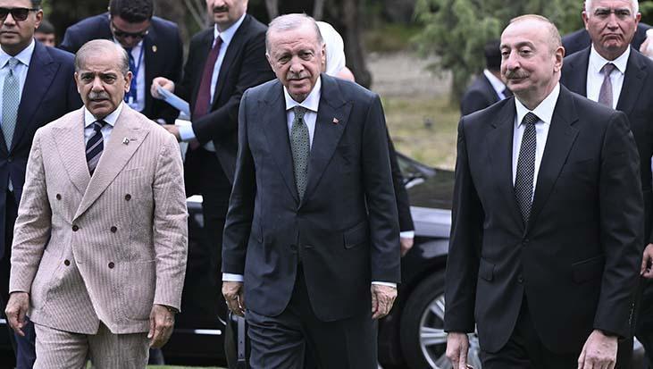 Cumhurbaşkanı Erdoğan Azerbaycan Bağımsızlık Günü'nde 