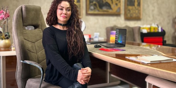 Konya'da Doktor Güner Koyuncu'nun Güzelliği Dikkat Çekiyor