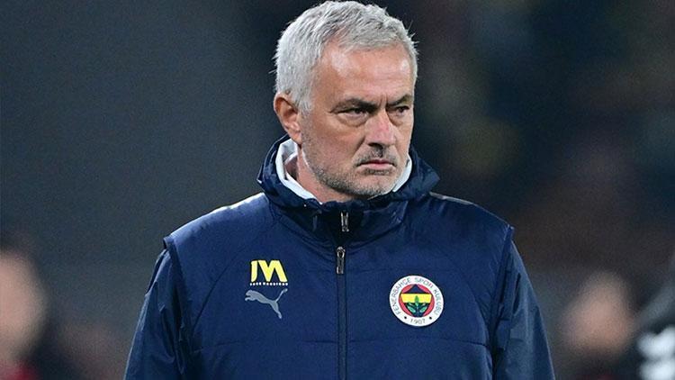 Fenerbahçe'de Radikal Kararlar: Yönetim ve Mourinho Sezonu Erken Kapatıyor
