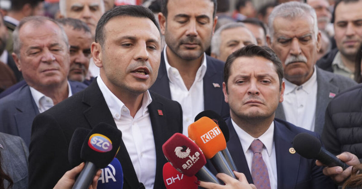 CHP İstanbul'da Yolsuzluk Soruşturmaları Hakkında Açıklama Yaptı