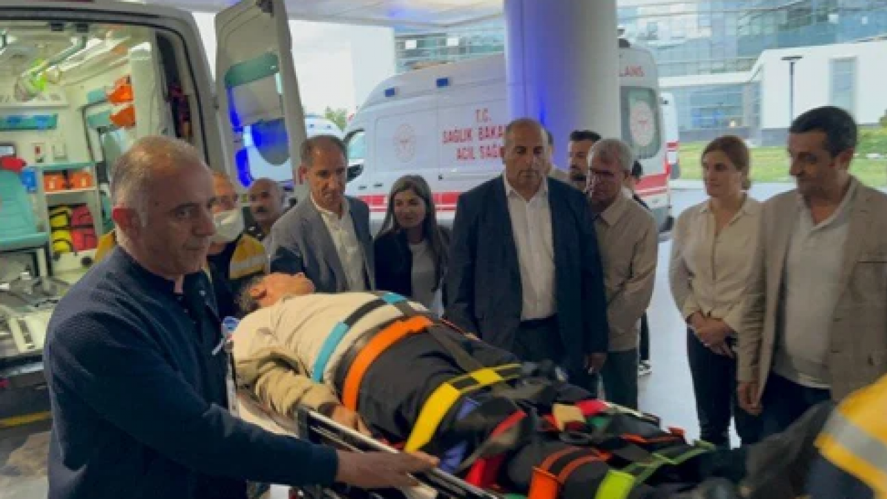 DEM Parti Van Milletvekili Mahmut Dindar Kayseri'de Trafik Kazası Geçirdi