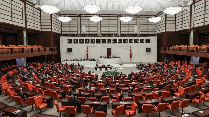 Son Dakika: 10 Yargı Paketi Meclis'ten Geçti