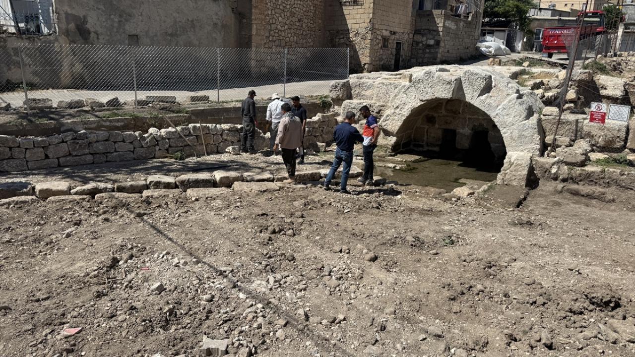 Adıyaman Perre Antik Kentindeki Roma Çeşmesi 2 Bin Yıllık Orijinal Yapısına Kavuştu