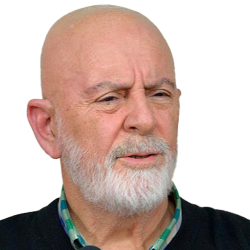 Yazar, Edebiyat Yolculuğunu ve Geleneksel Sanatlara Dönüşünü Anlattı