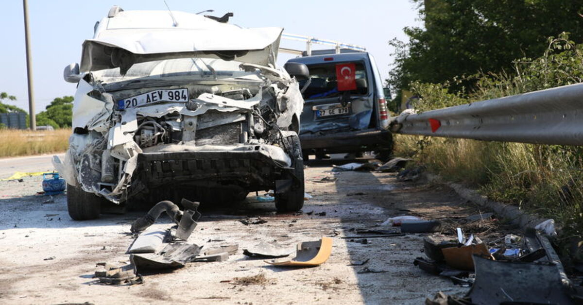 Hatay Erzin'de Kamyon Kazası: 1 Ölü, 10 Yaralı