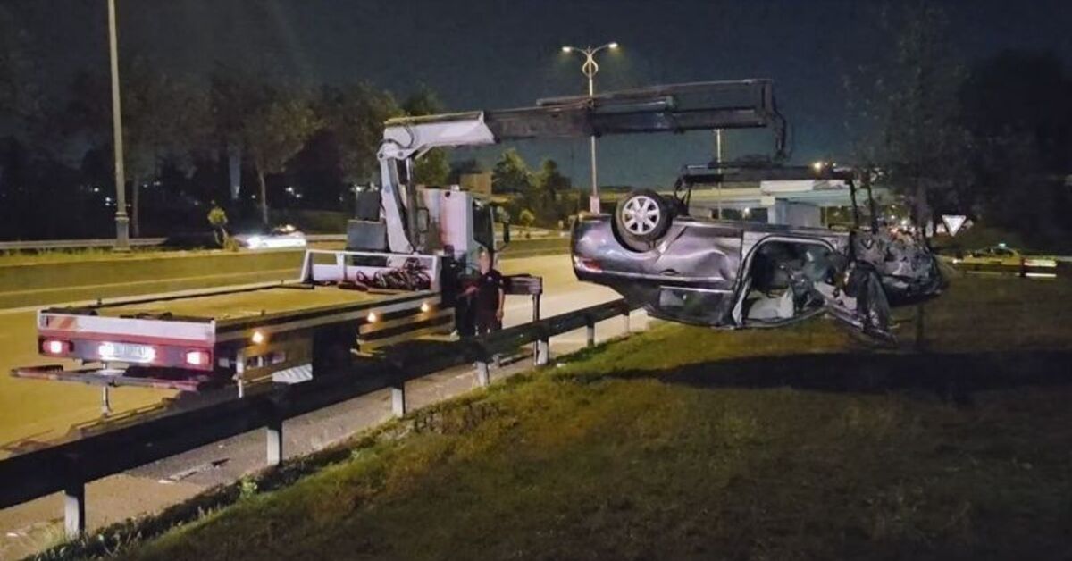 Bayrampaşada Otomobil Takla Attı: 1 Ölü, 3 Yaralı