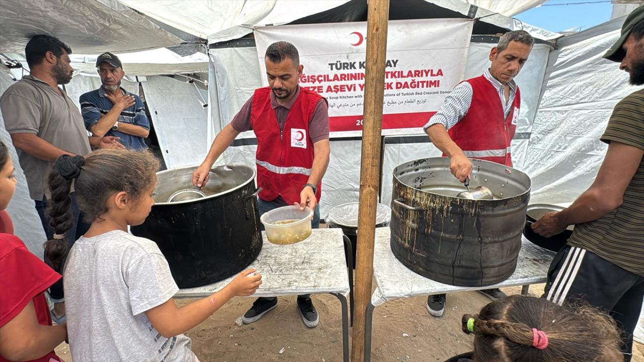 Türk Kızılayı Gazze'de Açlıkla Mücadeleye Destek Veriyor