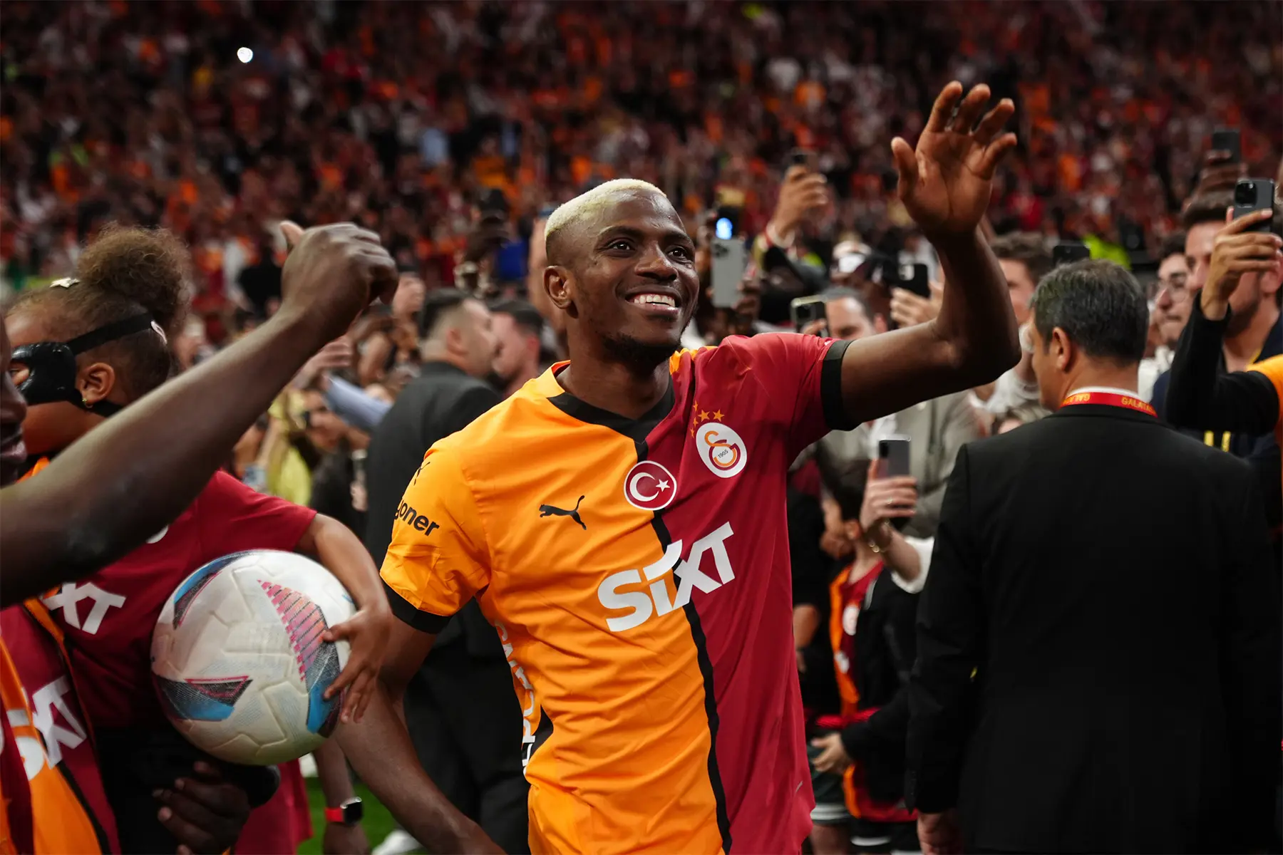 Victor Osimhen'den Suudi Arabistan'a Net Cevap: Transfer Kararı Henüz Verilmedi