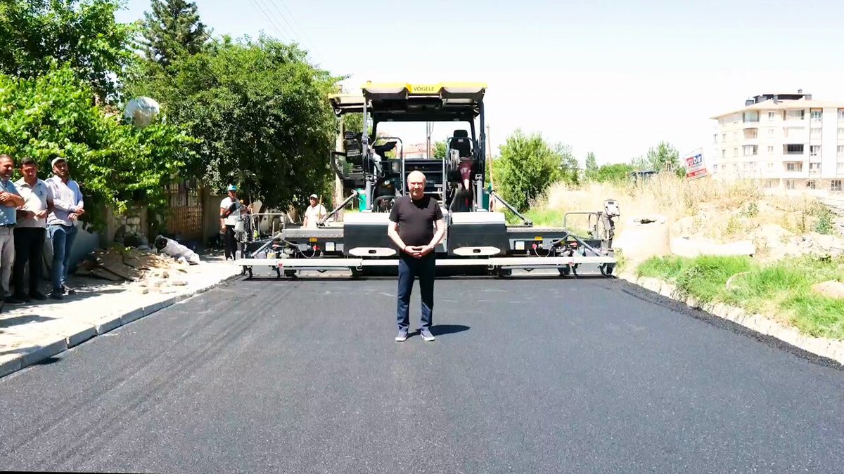 Akşehir'de Asfalt Çalışmaları Hızla İlerliyor