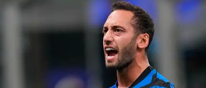 Hakan Çalhanoğlu Transfer Hattında Son Kararını Verdi