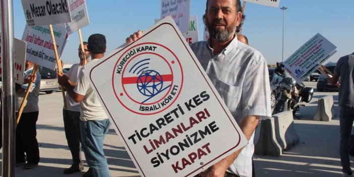 Konya Esnafı İsrail'e Mal Taşıyan Şirketleri Protesto Etti