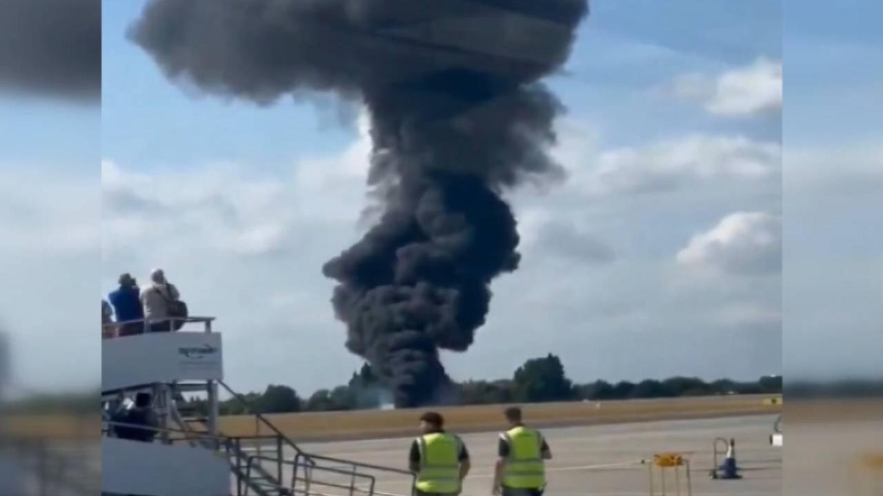 Londra'da Yolcu Uçağı Düştü: Son Durum Bilgileri
