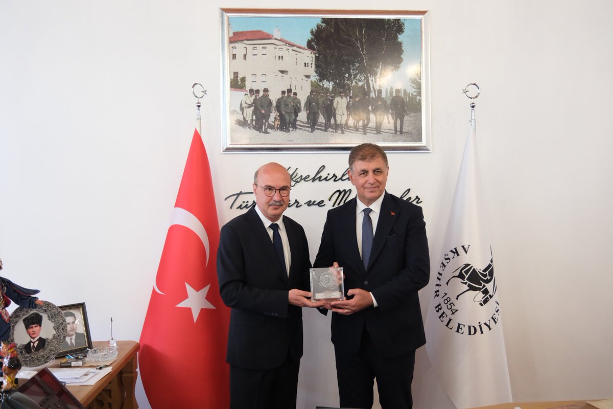 Akşehir Belediyesi'ni İzmir Büyükşehir Belediye Başkanı Dr. Cemil Tugay Ziyaret Etti