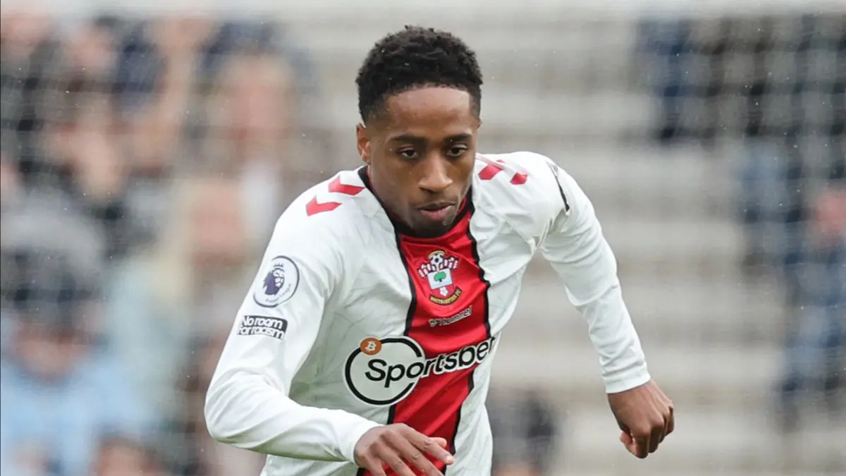 Beşiktaş, Kyle Walker-Peters Transferinden Vazgeçti