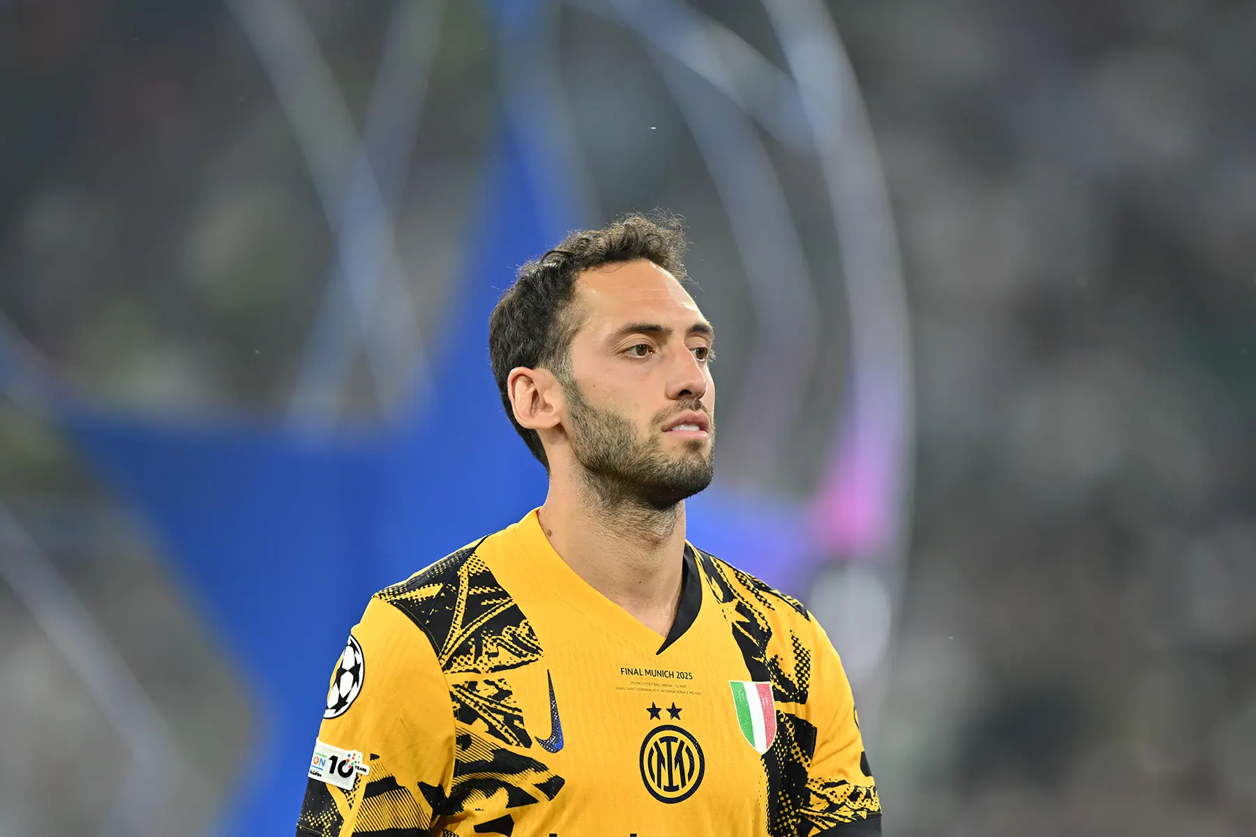 Fenerbahçe Hakan Çalhanoğlu Transferi İçin Inter ile Pazarlıklara Başladı: Maliyet Belli Oldu