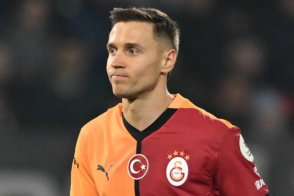 Galatasaray'da Frankowski Ayrılığı Resmileşiyor: Tecrübeli Oyuncu Ligue 1'e Dönüyor