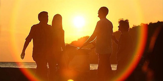 Türkiye'de 43 İlde Sıcaklık Rekoru: Termometreler 40 Dereceyi Aştı