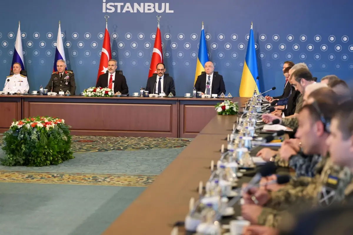 İstanbul'da Rusya-Ukrayna Barış Müzakereleri Başladı