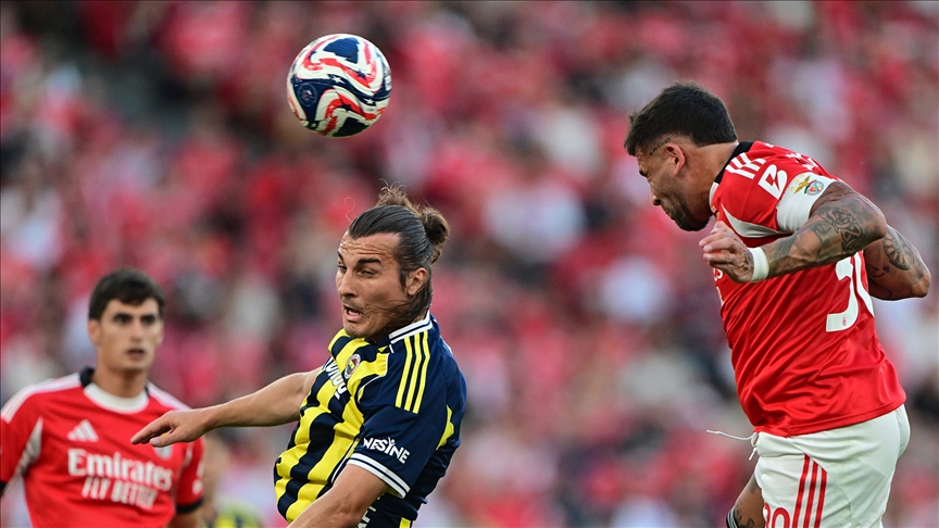 Fenerbahçe, Şampiyonlar Ligi Play-off Turunda Benfica ile Eşleşti